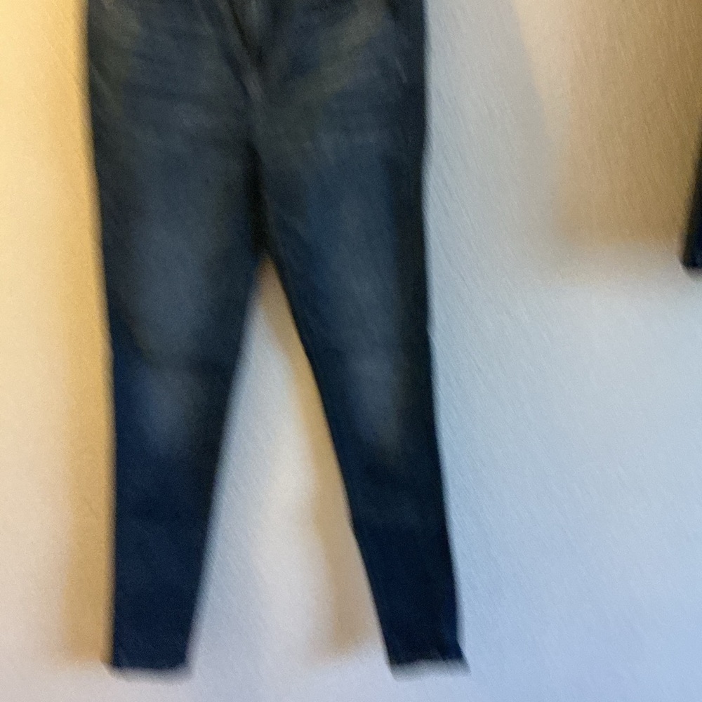 American Eagle Outfitters Dark Blue Skinny Jeans